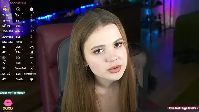 AfinaAmmor online show from April 7, 2026, 7:15 pm