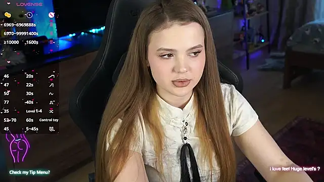 AfinaAmmor online show from May 14, 2026, 3:31 pm