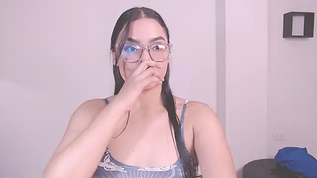 Snapshot of 1eve_rox chatting on February 9, 2026, 3:59 am 1eve rox online show from February 9, 2026, 3:59 am