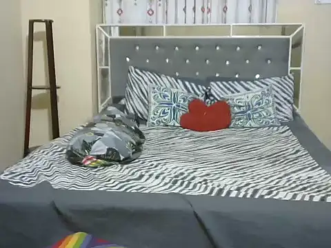 cutebengaligirl online show from September 12, 2025, 2:01 am