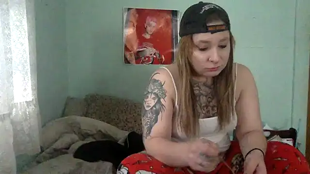 alexabunni online show from December 1, 2025, 2:40 pm