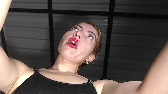 candylove05 online show from March 3, 2026, 4:36 pm