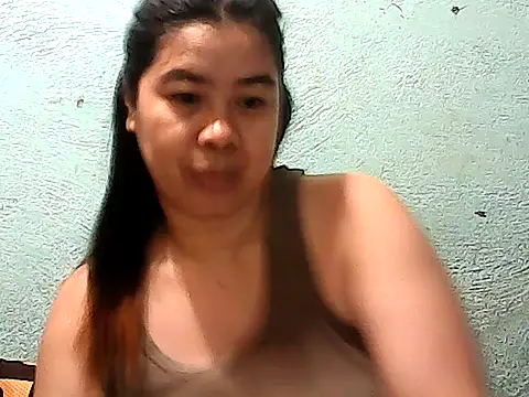 Snapshot of Totally_Naked69 chatting on July 15, 2026, 5:58 am Totally Naked69 online show from July 15, 2026, 5:58 am