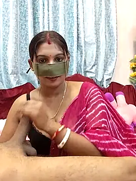 Queen Dolly online show from February 25, 2025, 6:01 pm