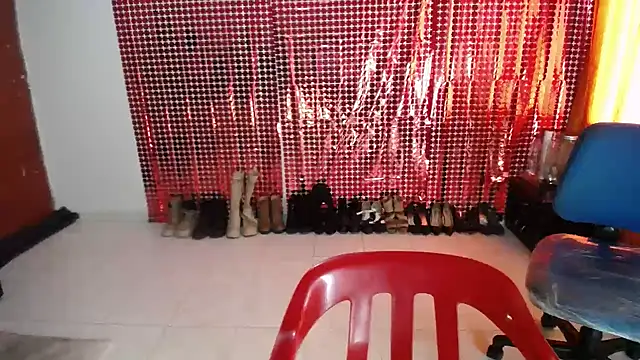 Sweett Anya online show from November 13, 2025, 7:40 pm