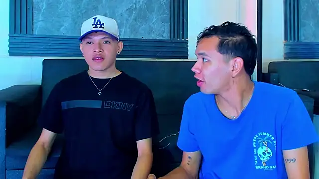 robertsmith 1 online show from November 7, 2025, 3:55 am