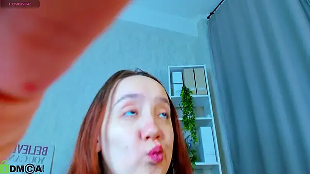 Fera1 Berry online show from April 12, 2026, 12:36 am