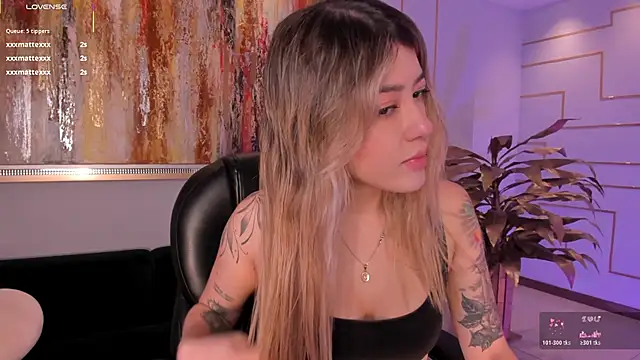 EveBensonX online show from January 15, 2026, 12:19 pm