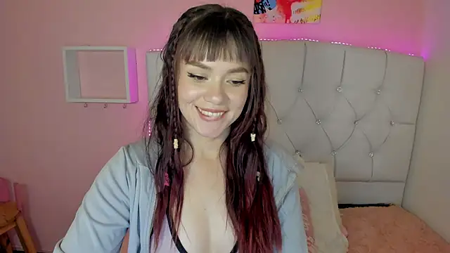 18candys online show from December 27, 2024, 11:42 pm