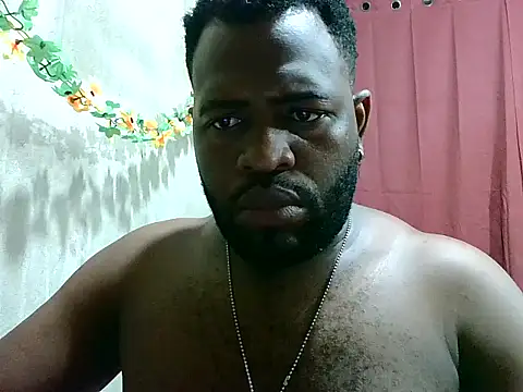 2ocmaxi online show from October 7, 2025, 6:03 am