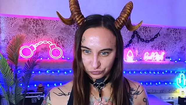 Cool Freak  online show from September 28, 2025, 10:33 am