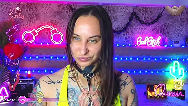 Cool Freak  online show from April 19, 2026, 10:27 am