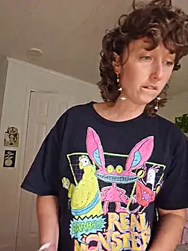 mossy kiss online show from October 23, 2025, 3:54 pm