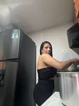 saaalome 1 online show from February 7, 2025, 7:17 pm