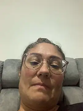 Snapshot of gabiTetas chatting on January 10, 2025, 11:33 am gabiTetas online show from January 10, 2025, 11:33 am