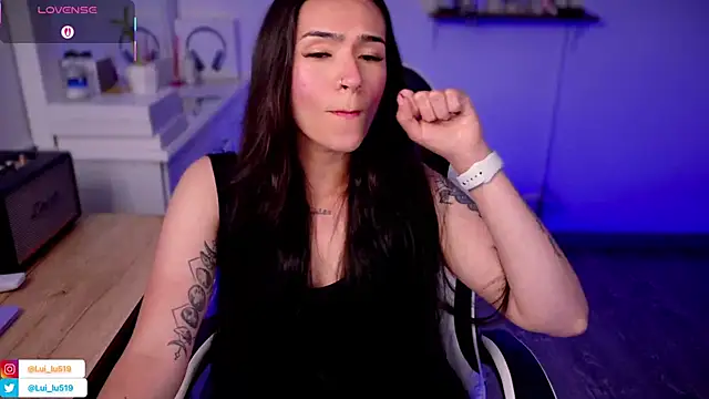 Snapshot of ImLui_lu chatting on September 22, 2025, 10:05 pm ImLui lu online show from September 22, 2025, 10:05 pm