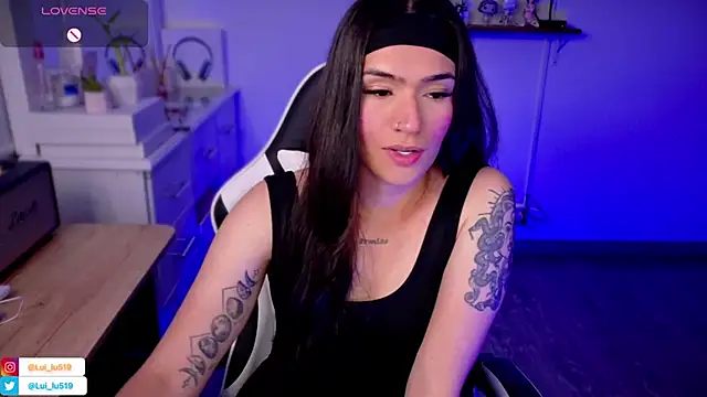 Snapshot of ImLui_lu chatting on October 26, 2025, 11:27 pm ImLui lu online show from October 26, 2025, 11:27 pm