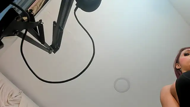 sarita loven online show from March 26, 2026, 4:44 am