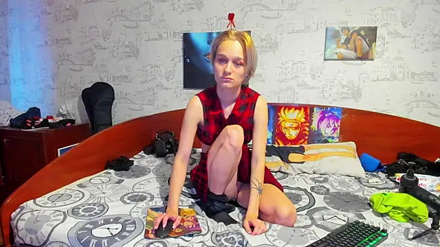 KagamiTayga online show from March 16, 2025, 11:38 am