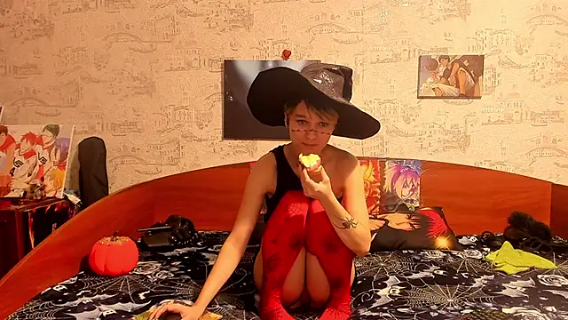 KagamiTayga online show from October 30, 2025, 2:43 am