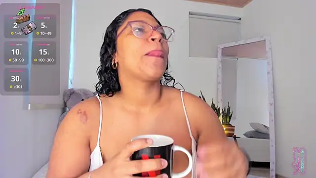 Snapshot of iriss_25 chatting on February 7, 2026, 12:02 pm iriss 25 online show from February 7, 2026, 12:02 pm