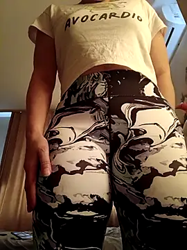 Snapshot of ROXOLANAA_SEXY chatting on October 4, 2025, 8:38 am ROXOLANAA SEXY online show from October 4, 2025, 8:38 am