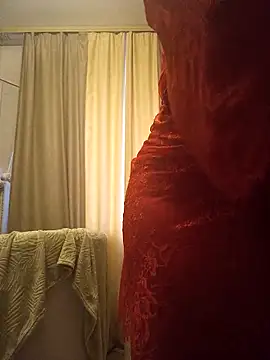 Snapshot of ROXOLANAA_SEXY chatting on October 19, 2025, 1:36 pm ROXOLANAA SEXY online show from October 19, 2025, 1:36 pm