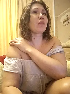 Snapshot of ROXOLANAA_SEXY chatting on November 14, 2025, 12:58 am ROXOLANAA SEXY online show from November 14, 2025, 12:58 am