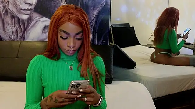 Snapshot of emely_brandon chatting on January 10, 2026, 9:15 am emely brandon online show from January 10, 2026, 9:15 am