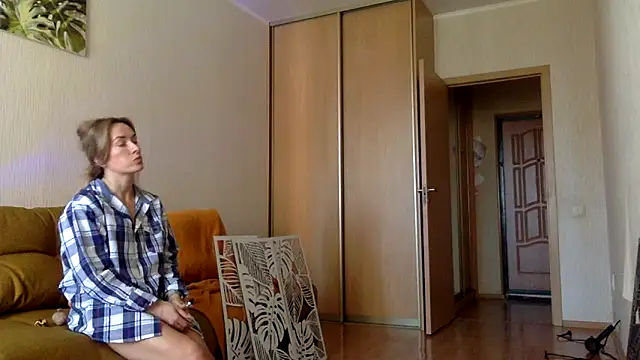 RebeccaMartinez online show from March 10, 2025, 10:39 am