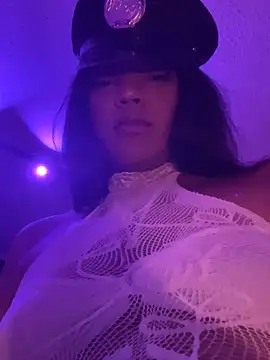 sophiahot thick online show from November 2, 2025, 12:26 am