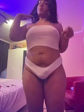 sophiahot thick online show from November 14, 2025, 6:39 am