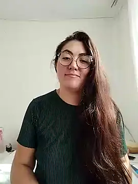 Snapshot of katha_steele_ chatting on January 13, 2025, 8:15 pm katha steele online show from January 13, 2025, 8:15 pm