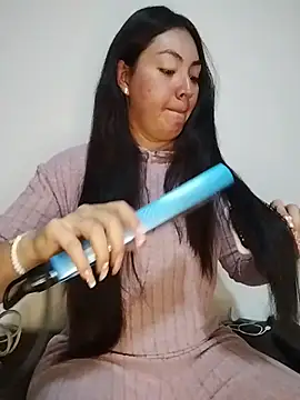 katha steele  online show from November 2, 2025, 9:47 am