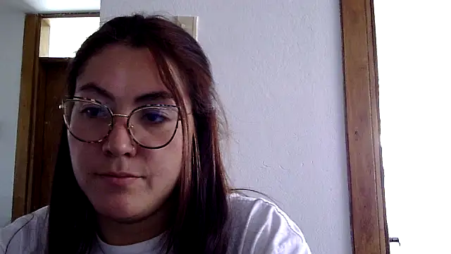 Snapshot of katha_steele_ chatting on January 29, 2025, 5:24 pm katha steele online show from January 29, 2025, 5:24 pm