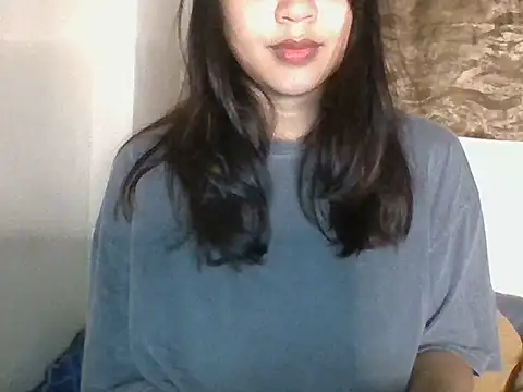  smiling4u  online show from June 1, 2026, 2:17 pm