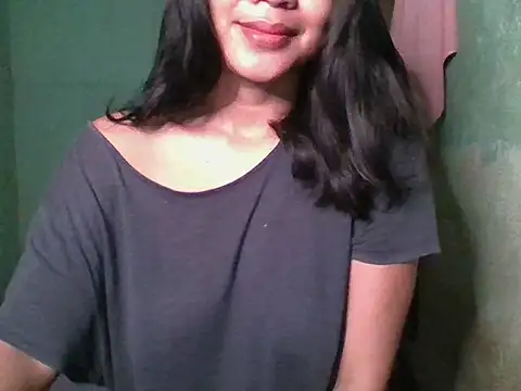  smiling4u  online show from October 16, 2025, 9:01 pm