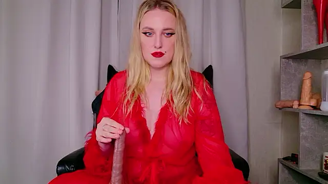 Snapshot of Frau__Lilith chatting on March 13, 2026, 5:18 pm Frau Lilith online show from March 13, 2026, 5:18 pm