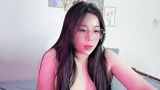   Lyly   online show from August 9, 2026, 3:51 pm