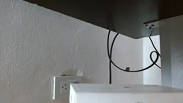 Snapshot of mommycum69_ chatting on February 28, 2026, 1:49 am mommycum69 online show from February 28, 2026, 1:49 am