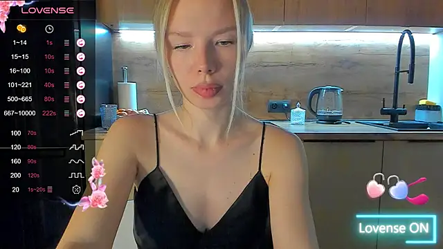 Olivia Bells online show from October 30, 2025, 9:22 pm