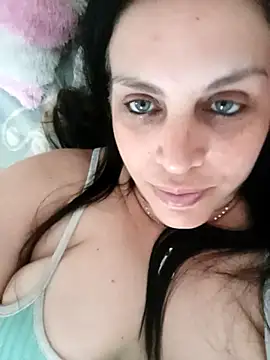 CRUELLAXX online show from October 17, 2025, 6:32 pm