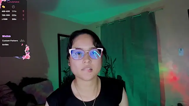 Snapshot of shantalc3rezo chatting on March 2, 2026, 8:16 pm shantalc3rezo online show from March 2, 2026, 8:16 pm