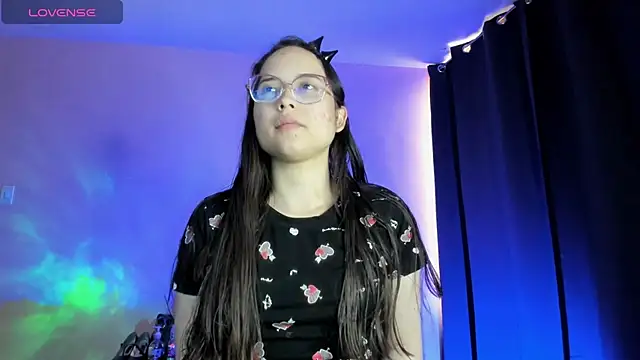 shantalc3rezo online show from November 6, 2025, 8:35 pm