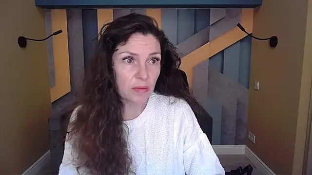 EllaLong online show from November 23, 2025, 12:26 pm