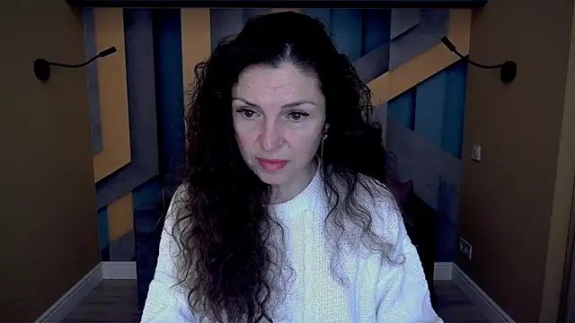 EllaLong online show from November 21, 2025, 12:26 pm