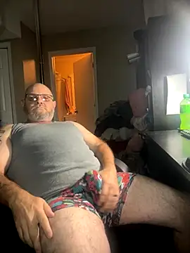 Snapshot of mrscum4u chatting on November 2, 2025, 3:06 pm mrscum4u online show from November 2, 2025, 3:06 pm