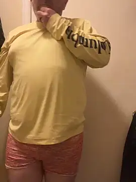 Snapshot of mrscum4u chatting on November 13, 2025, 2:15 am mrscum4u online show from November 13, 2025, 2:15 am