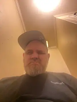 Snapshot of mrscum4u chatting on January 9, 2025, 2:33 am mrscum4u online show from January 9, 2025, 2:33 am