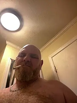 Snapshot of mrscum4u chatting on February 16, 2025, 3:47 am mrscum4u online show from February 16, 2025, 3:47 am